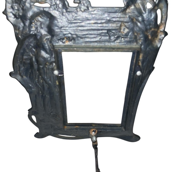 Vintage Bronze Art Nouveau Picture Frame - Picture 2 of 2